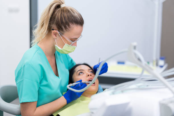 Best Emergency Root Canal Treatment in Moline, IL